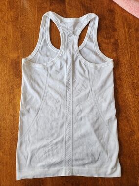 lululemon White Tank Size 4